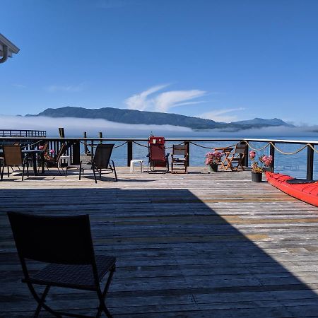 Nimpkish Hotel Alert Bay Екстер'єр фото