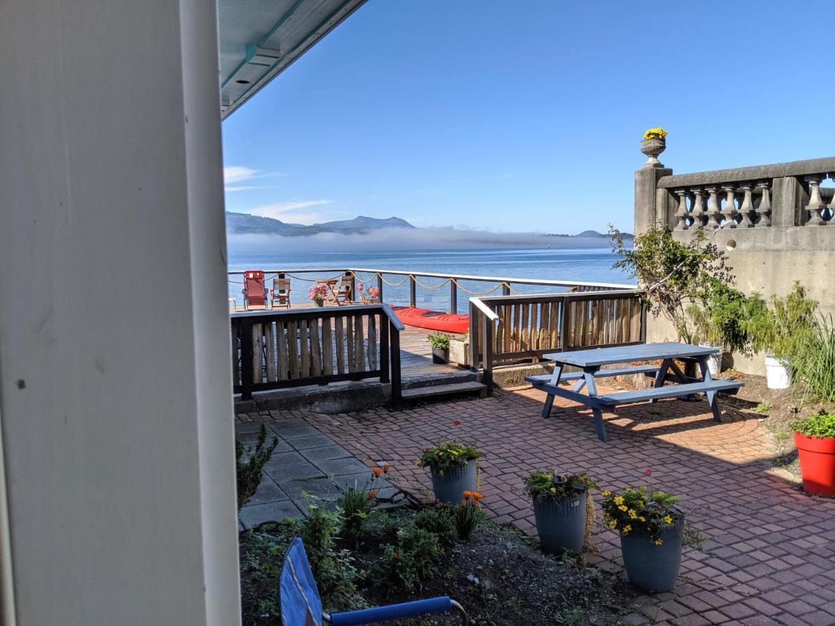Nimpkish Hotel Alert Bay Екстер'єр фото